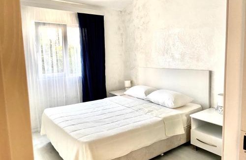 Kvariati Apartamento | gray cottages