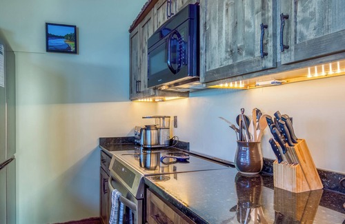Rangeley Condominio | Gray Fox 19 - Beautiful ski in/ski out condo, with amazing views!!