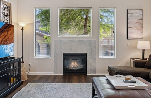 Talon Retreat Casa | Grayhawk Avian Superb 3 BR Townhome COM Pool