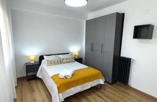 Figares Apartamento | GRAZARIEs 1 -Piso Céntrico Granada-