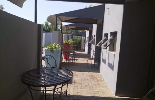 Fichardt Park Casa | Grazia Guesthouse