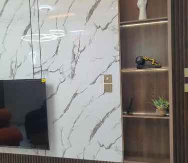 Enugu Apartamento | Grazioli 1Bedroom Apartment 'Naples'