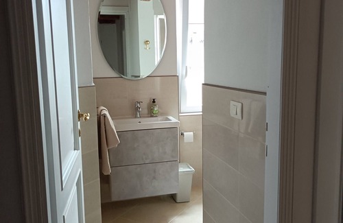 San Michele Apartamento | Grazioso Appartamento Casa Rosa Amelia .con Grande Parcheggio Libero a 20 m