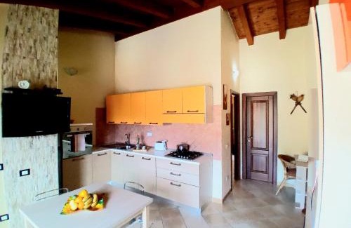 Castelsardo Apartamento | Grazioso attico vicino alla spiaggia e al centro