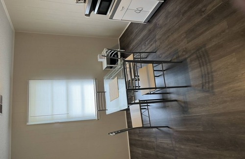 Chester Casa | Great 3 bd brick home with all the essentials