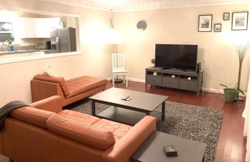 Powell Casa | Great 3BR with Man-cave in the ‘Burbs