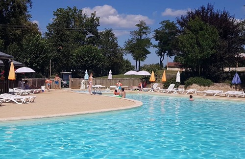 Gourdon Casa | Great 4-person holiday home in Dordogne / Lot - on a child-friendly park