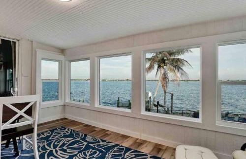 Englewood Villa | Great After Milton-stunning Waterfront! Bv