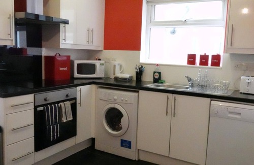 Heathrow Villages Casa | Great Airport Sleep