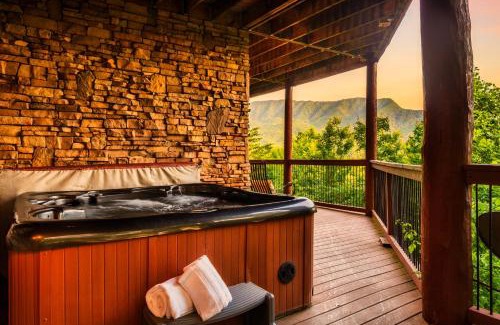 Pittman Center Chalet De Esquí | Great Alpine - 4 KingSuites- September Deals-Views-Hot Tub-FirePit-GameRm
