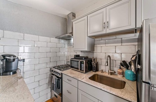 Old Northwood Historic District Apartamento | Great Amenities, Great Location, Amazing Studio!