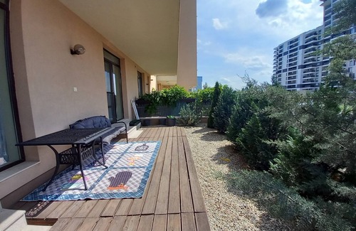 Aviatiei Apartamento | Great apartment in Bucharest close to park , clubs and mall .