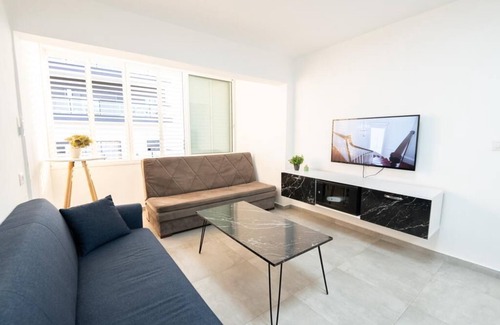 Bat Yam Apartamento | Great apartment in good place