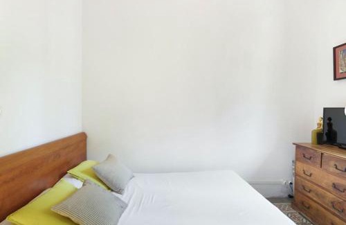 el Camp d'en Grassot i Gracia Nova Apartamento | Great apartment in Sagrada Familia with Balcony