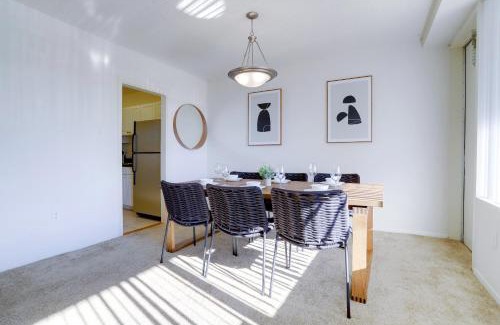 Aurora Highlands Apartamento | Great Apt w All You're Needing