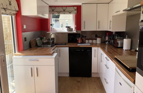 Truro Cabaña | Great central location - 20 mins to coast - perfect for 2/4 people -dogs welcome