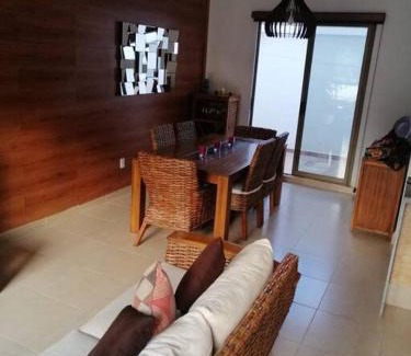 Playa del Carmen Casa | Great Cheerful 2 bedroom house with pool and spa