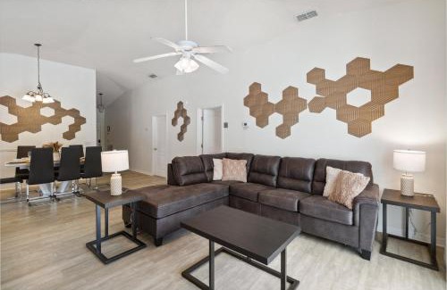 Sandy Ridge Casa | Great Community, Amazing Private Pool, Near Disney!