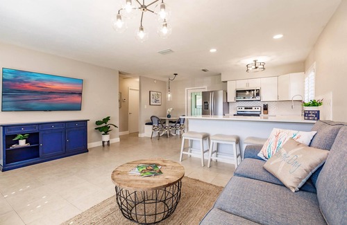 Naples Park Cabaña | Great Cottage in Naples Florida in Naples Park