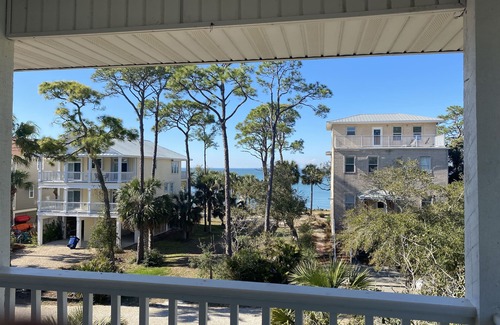 Magnolia Bluffs Casa | Great fishing and Family friendly, Community Pool, Close to Beach