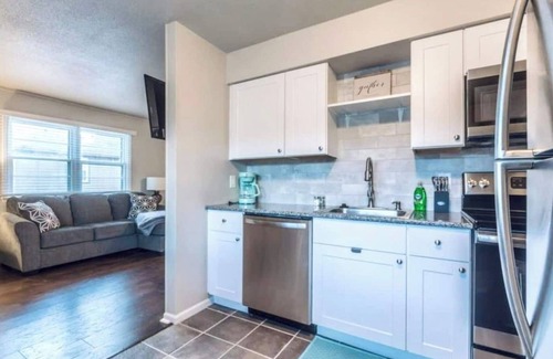 Kansas City Casa | Great for a staycation, or work-from-home alternative