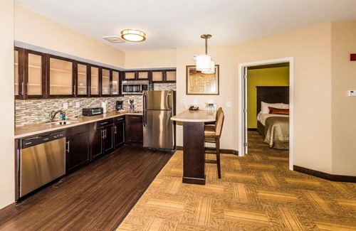 Farragut Apartamento | Great for Business Travelers! Free Breakfast + 24h Business Center
