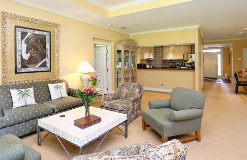 Chapel Hill Casa | Ideal para retiros corporativos / ejecutivos / familiares; Mins to UNC, Dining / Shops