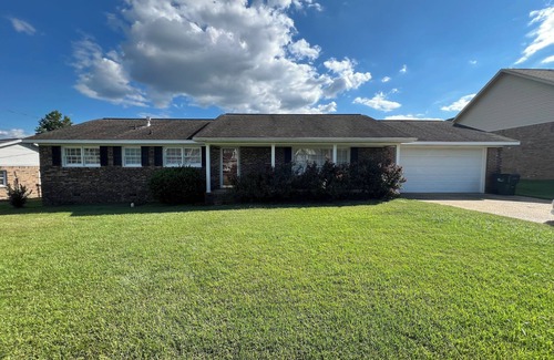 Forest Lake Casa | GREAT Game Day Home Close to University of Alabama