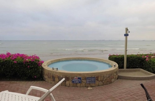 Salinas Apartamento | Great getaway experience at Salinas, 3 bedroom/2 baths layout