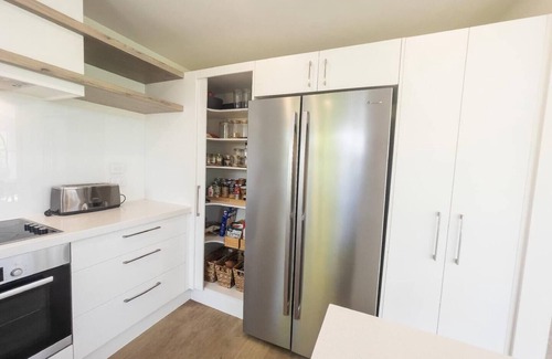 Lower Shotover Casa | Great house in quiet suburb just minutes shops