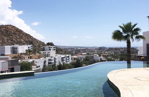 Libertad Casa | Great house, ocean view & walking distance to town