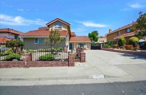 Vallejo Casa | Great Loc! 4Br, Quiet, Safe, Residential, Napa & Sonoma - 35 min, Free Parking