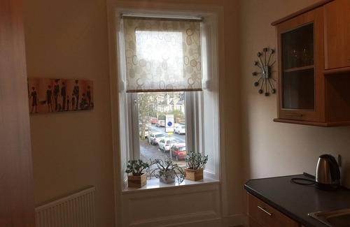 Whiteinch Apartamento | Great location 1 Bedroom Scotstoun Flat