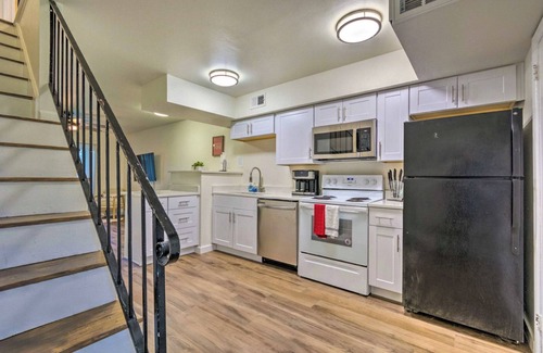 Capital View Apartamento | Great location! 2-BR with queen bed near UAMS, Little Rock with WiFi, AC