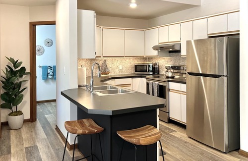 Saugatuck Casa | Great Location-2 minutes to Downtown/Blue Star Walking/Bike Trail @ Front Door