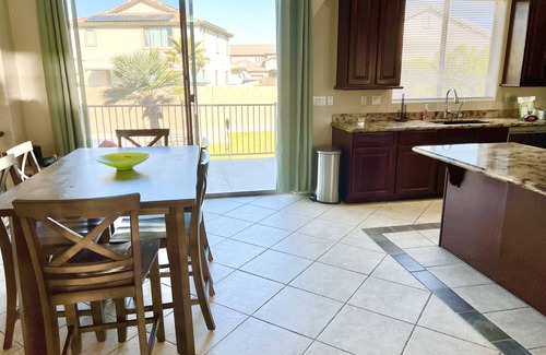Rovey Farm Estates Casa | Great Location and Spacious Home