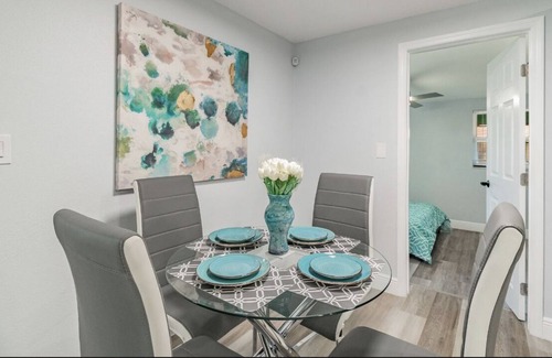 Tampa Cabaña | Great Location beautiful house