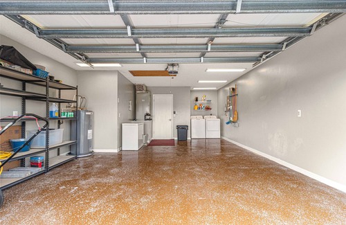 Alhambra Cabaña | Great location between Sumter Landing/Spanish Springs. Golf cart included