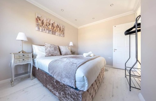 Northcote Casa | Great Location Cheerful Private House & Garden