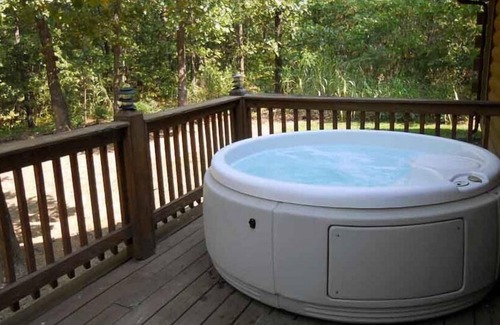 Ridgedale Cabina | Amplia cabaña de 1-3 dormitorios cerca de Branson / Capacidad hasta 8
