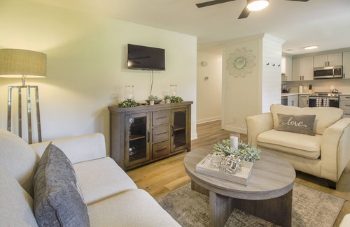 Pooler Casa | GREAT LOCATION!!!! Manden. The Perfect get away in Pooler/Savanna.