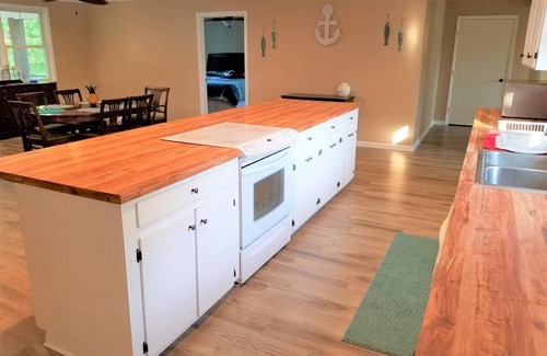 Eutawville Casa | Great Location on Southern shoreline of Lake Marion