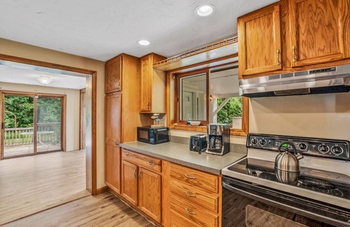 Meredith Casa | Great location, spacious home and yard w/ Private beach access