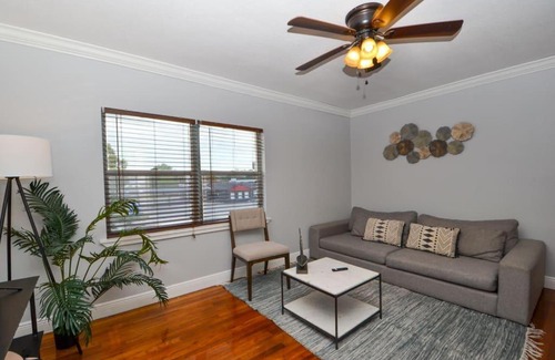 Virginia Park Apartamento | Great Location with Large Garden 2BR Apt