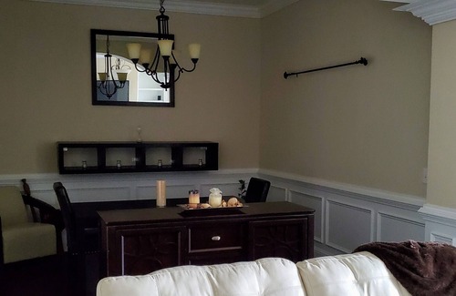 Johns Creek Casa | Gran espacio de lujo en la solicitada comunidad de casas adosadas Johns Creek