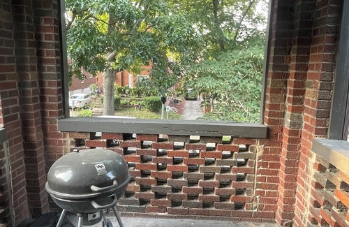 University City Condominio | Great Mid-Term Rental: Charming 2 bd/1 office University City Duplex