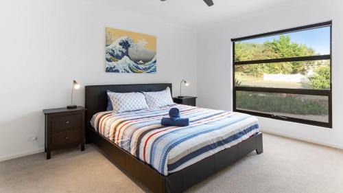 Goolwa Beach Casa | Great Ness Beach House - 8 Person Spa - Pet-Friendly - Netflix - Linen included