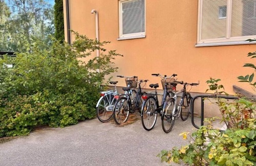 Solna Condominio | Great one-bedroom flat close to the city.