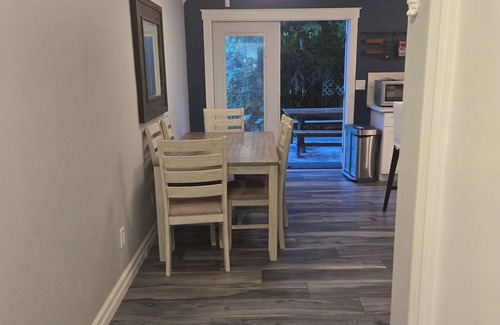 University Place Casa | Great quiet family friendly location near chambers Bay. Private covered patio.