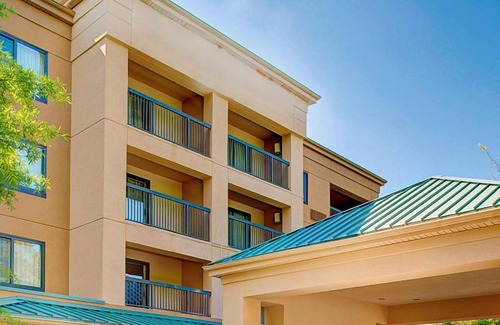 Crestline Heights Casa | Great Relaxing Overnight Stay! Free Onsite Parking, Pets Are Welcome!